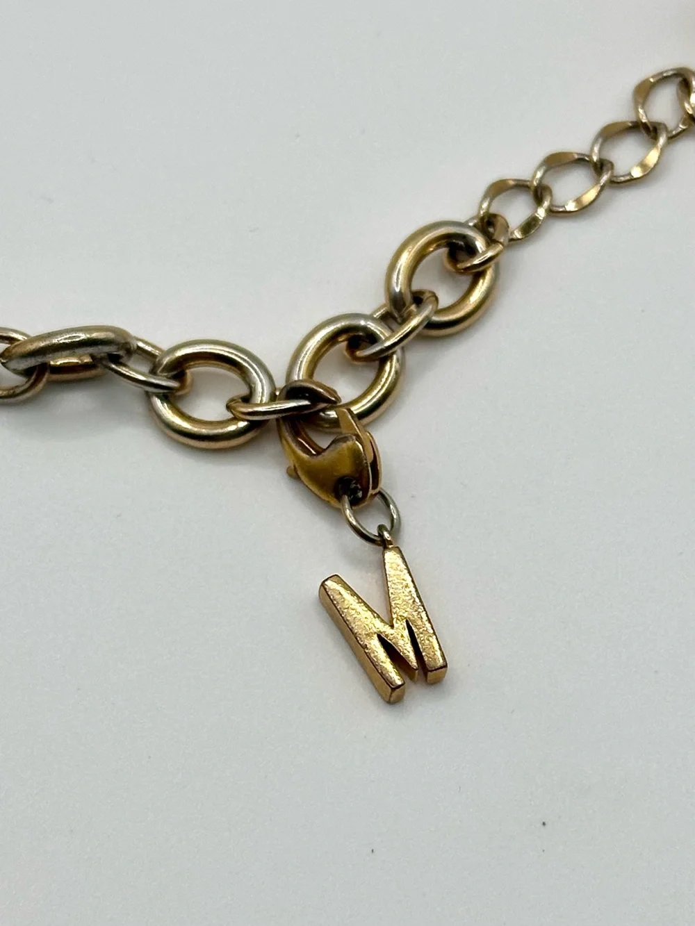Kate Spade Charm Bracelet - Gold Tone XO Confetti Glasses Price Frog Champagne - Picture 7 of 11